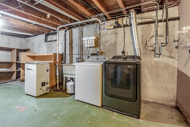 1809 Whitegate Lane, Kalamazoo, MI 49009