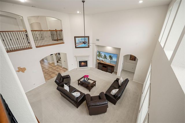2321 Lakeway Drive, Friendswood, TX 77546