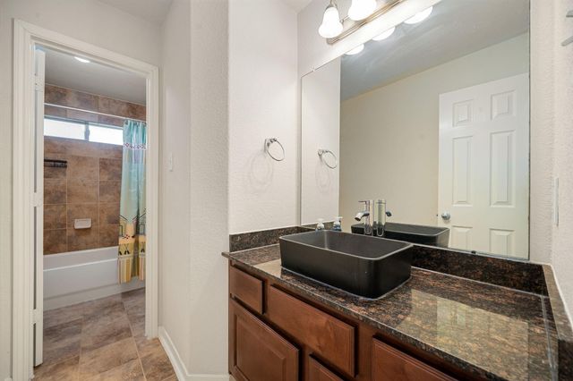 2321 Lakeway Drive, Friendswood, TX 77546