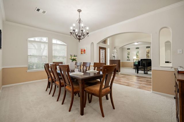 2321 Lakeway Drive, Friendswood, TX 77546