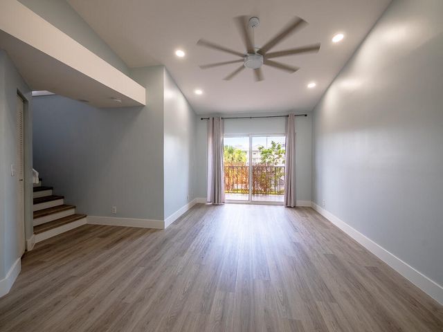 1020 Lake Shore Drive 202, Lake Park, FL 33403