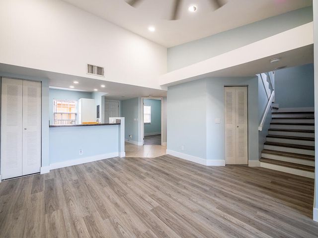 1020 Lake Shore Drive 202, Lake Park, FL 33403