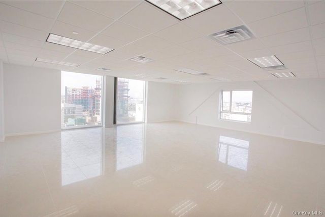 13633 37th Avenue 10C, Flushing, NY 11354
