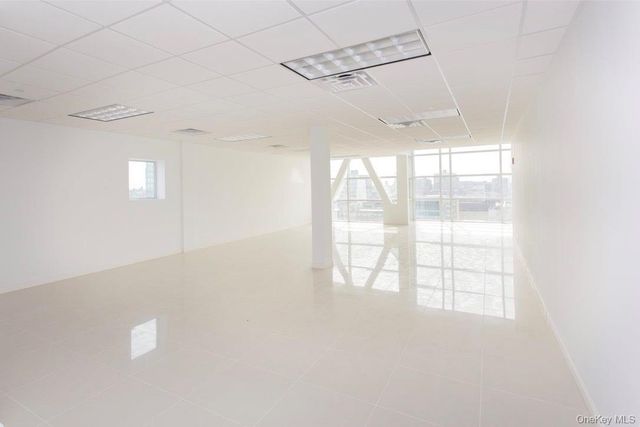13633 37th Avenue 10C, Flushing, NY 11354