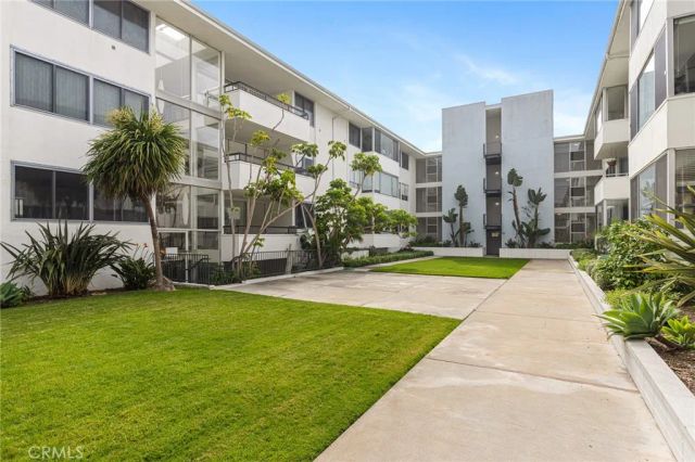 8701 Delgany Avenue 110, Playa Del Rey, CA 90293