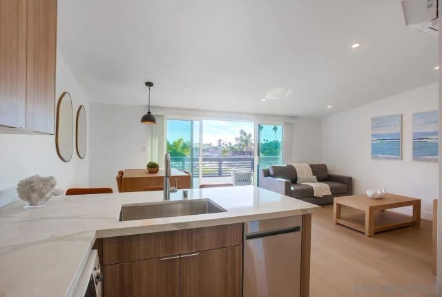 510 Nautilus 1, 2, 3, 4 and 5, La Jolla, CA 92037