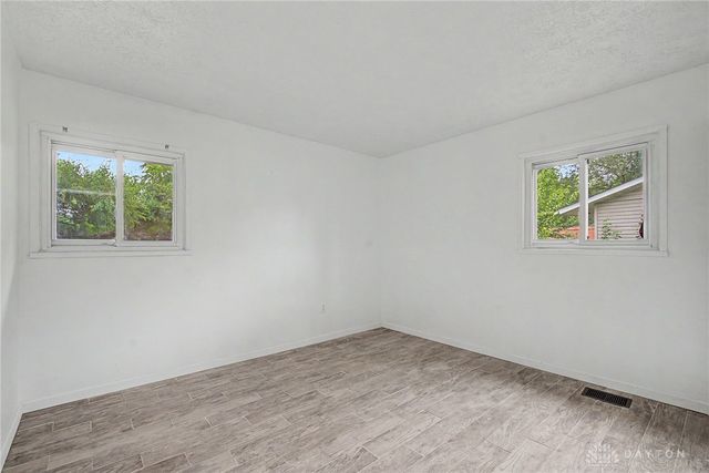 249 Ridgebury Drive, Xenia, OH 45385