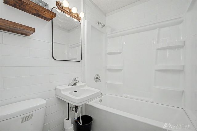 249 Ridgebury Drive, Xenia, OH 45385
