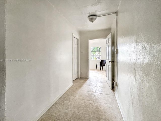 1269 SW 25th Ave 1, Fort Lauderdale, FL 33312
