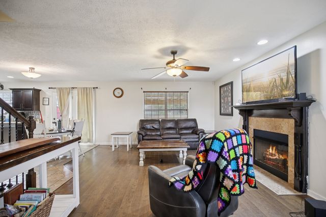 139 Buttermere Dr, Clarksville, TN 37040