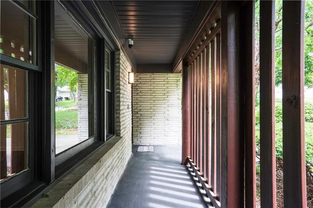 7806 Campbell Street, Kansas City, MO 64131