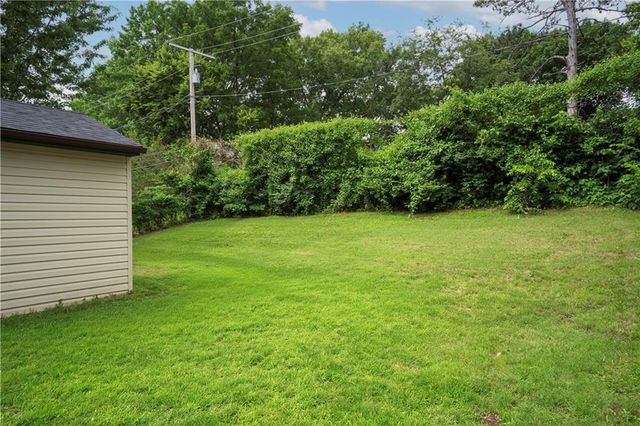 7806 Campbell Street, Kansas City, MO 64131