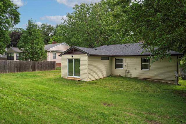 7806 Campbell Street, Kansas City, MO 64131