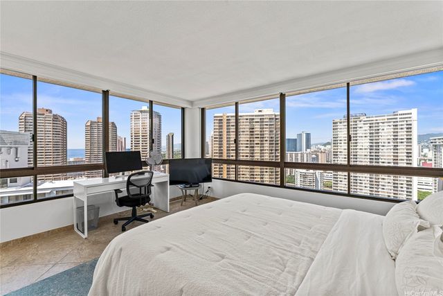 1910 Ala Moana Boulevard 29A, Honolulu, HI 96815