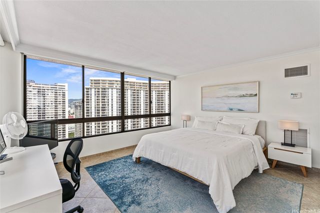 1910 Ala Moana Boulevard 29A, Honolulu, HI 96815