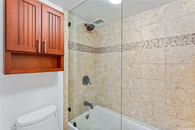 1910 Ala Moana Boulevard 29A, Honolulu, HI 96815