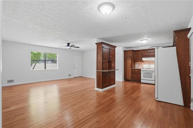 4100 Dustin Drive, Acworth, GA 30101