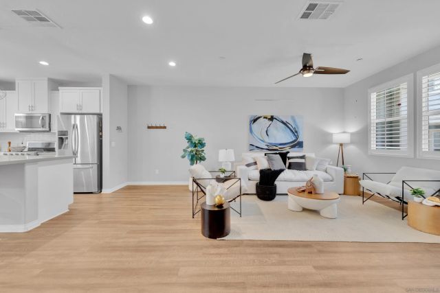504 Hummingbird, Imperial Beach, CA 91932