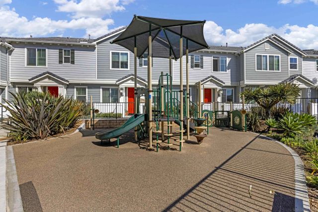 504 Hummingbird, Imperial Beach, CA 91932