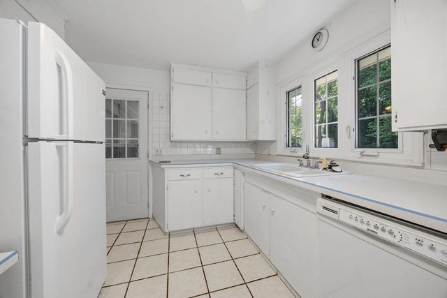 1436 Carrington Street, Janesville, WI 53546
