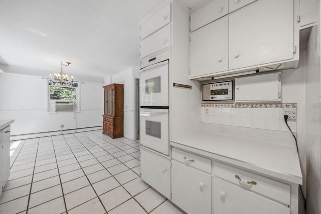 1436 Carrington Street, Janesville, WI 53546