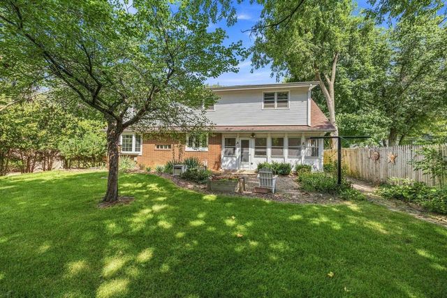 1436 Carrington Street, Janesville, WI 53546