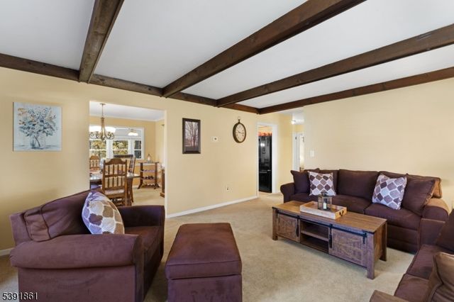 13 Paderewski Rd, Jefferson Twp., NJ 07438