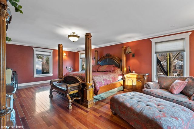 9435 Central Park Avenue, Evanston, IL 60203