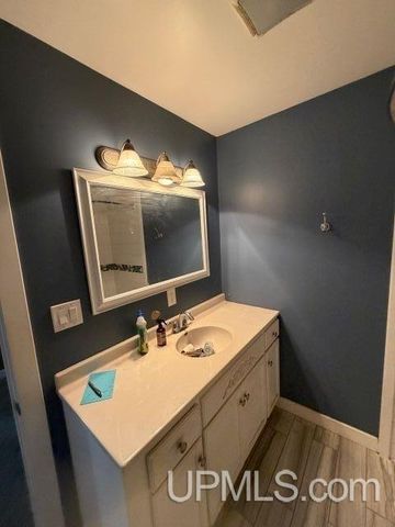 1003 W A Street, Iron Mountain, MI 49801