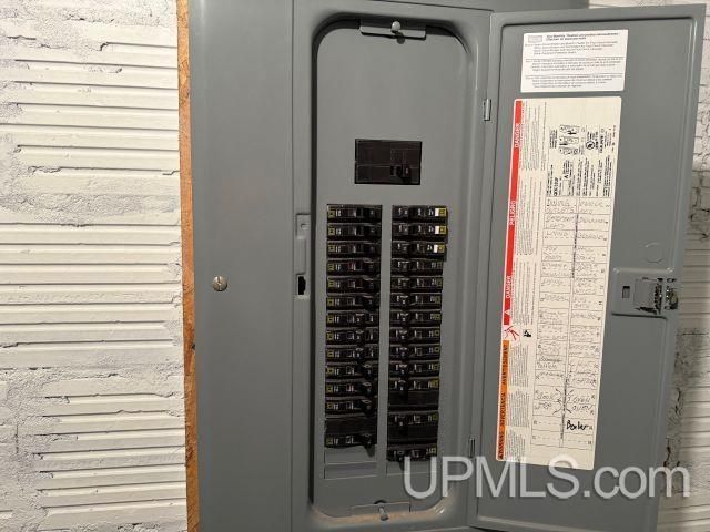 1003 W A Street, Iron Mountain, MI 49801