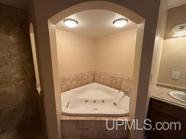 1003 W A Street, Iron Mountain, MI 49801