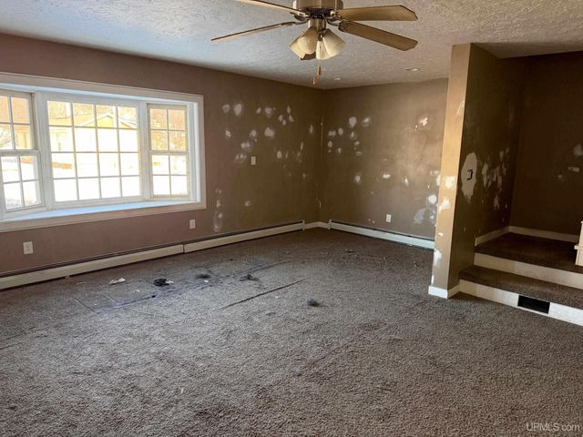 1003 W A Street, Iron Mountain, MI 49801