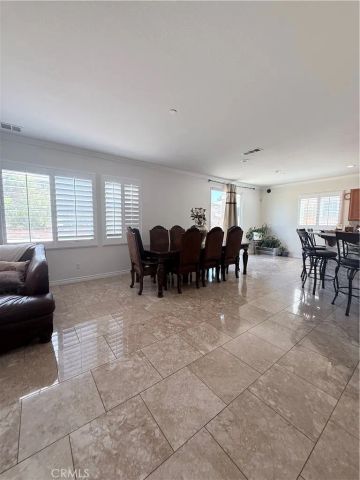 16360 River Glen, Fontana, CA 92336
