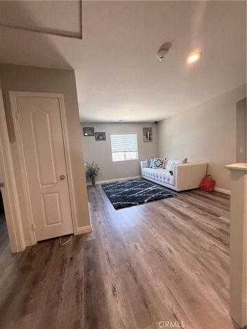 16360 River Glen, Fontana, CA 92336