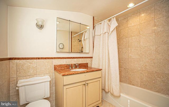 526 WILLIAMS RD, Wynnewood, PA 19096