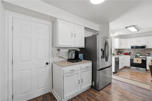 1625 Dearborn DR, Virginia Beach, VA 23451