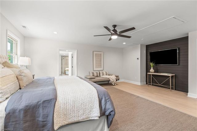 135 Boxwood Circle, Advance, NC 27006