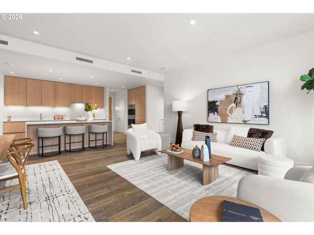 550 Sw 10TH Ave 3002, Portland, OR 97205