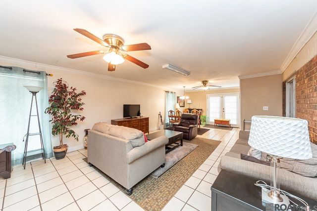 57715 Revilletown Dr, Plaquemine, LA 70764