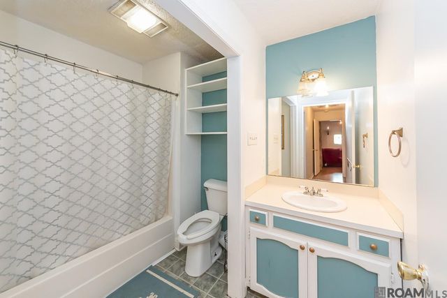 57715 Revilletown Dr, Plaquemine, LA 70764