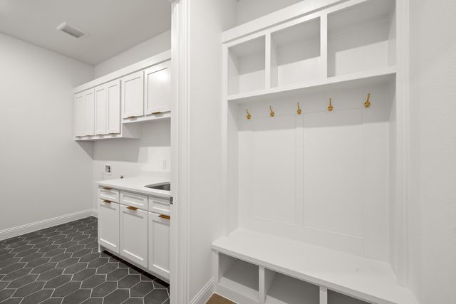4730 Hawthorn Hills, Arlington, TX 76005