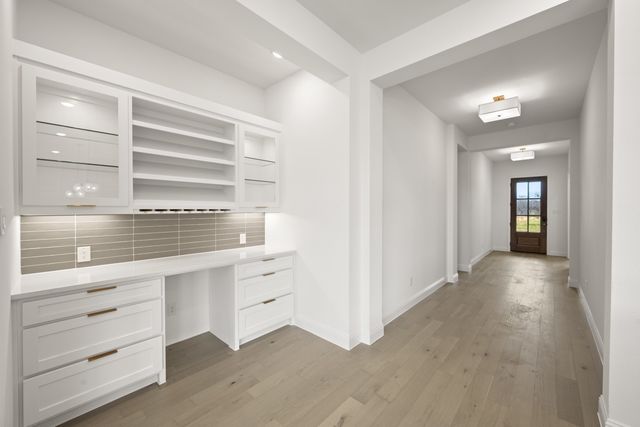 4730 Hawthorn Hills, Arlington, TX 76005