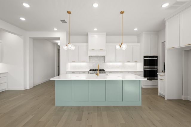 4730 Hawthorn Hills, Arlington, TX 76005