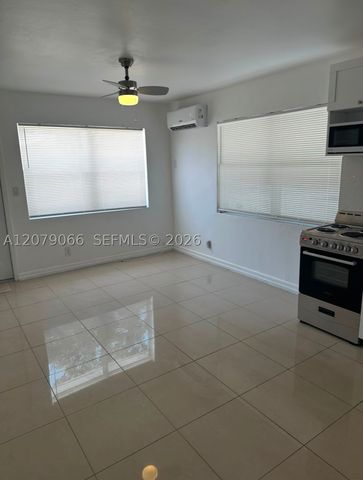 2024 NE 26th St 3, Wilton Manors, FL 33305