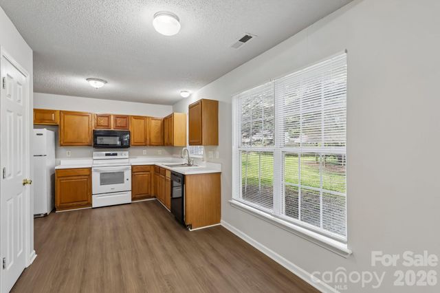3611 Maggie Laney Drive, Charlotte, NC 28216