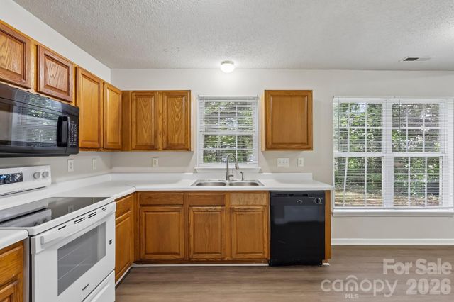 3611 Maggie Laney Drive, Charlotte, NC 28216