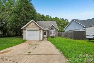 3611 Maggie Laney Drive, Charlotte, NC 28216