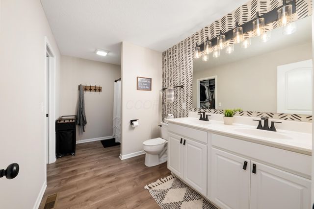 228 Faulkner Drive, Lithopolis, OH 43136