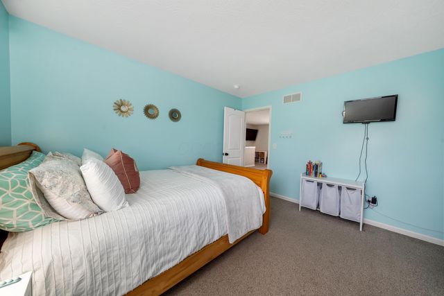 228 Faulkner Drive, Lithopolis, OH 43136