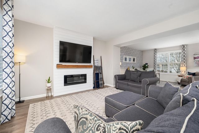 228 Faulkner Drive, Lithopolis, OH 43136